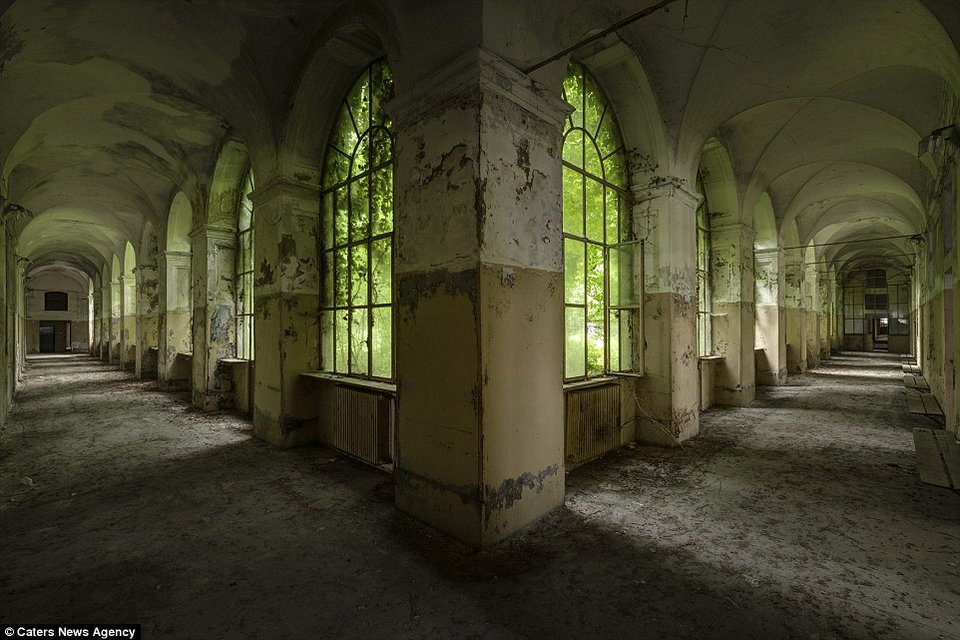 Τα στοιχειωμένα πρώην ψυχιατρικά άσυλα στην Ιταλία που κόβουν την ανάσα [εικόνες] | iefimerida.gr 1