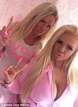 Μητέρα και κόρη χάλασαν 45.000 ευρώ σε πλαστικές για να μοιάσουν στην Κέιτι Πράις - Ιδού το αποτέλεσμα [εικόνες] | iefimerida.gr 6