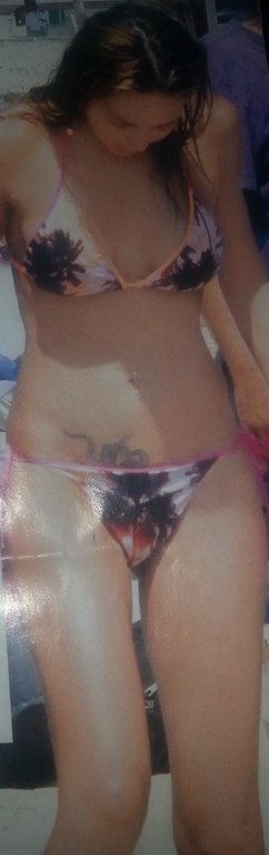 Το τατουάζ της Νικολέτας Καρρά που... ξεπρόβαλε μέσα από το μαγιό της [εικόνες] | iefimerida.gr 0