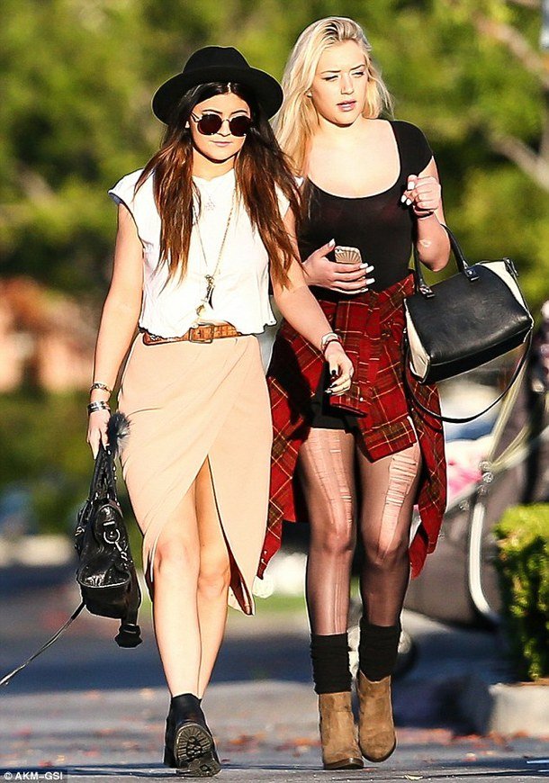 H ελληνίδα κολλητή της Kylie Jenner κυριεύει το instagram [εικόνες] | iefimerida.gr 7