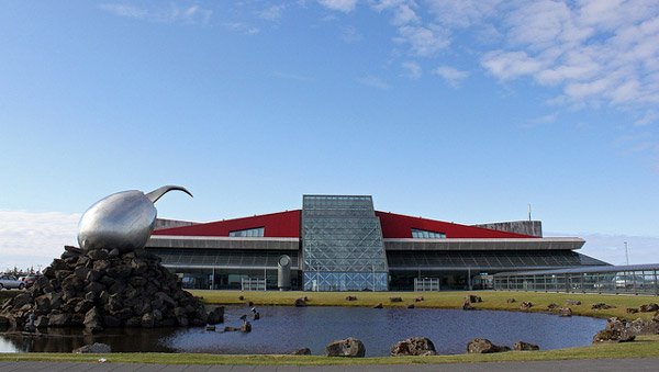 Τα ομορφότερα αεροδρόμια του κόσμου: Κορυφαία αρχιτεκτονική και μοναδικό design [εικόνες] | iefimerida.gr 0