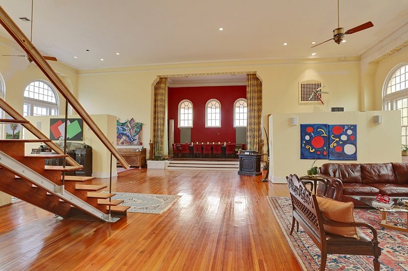 H πολυτελής έπαυλη της Beyonce στη Νέα Ορλεάνη -Η οικία του 1925 που θυμίζει εκκλησία [εικόνες] | iefimerida.gr 7