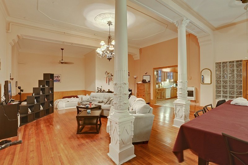 H πολυτελής έπαυλη της Beyonce στη Νέα Ορλεάνη -Η οικία του 1925 που θυμίζει εκκλησία [εικόνες] | iefimerida.gr 23