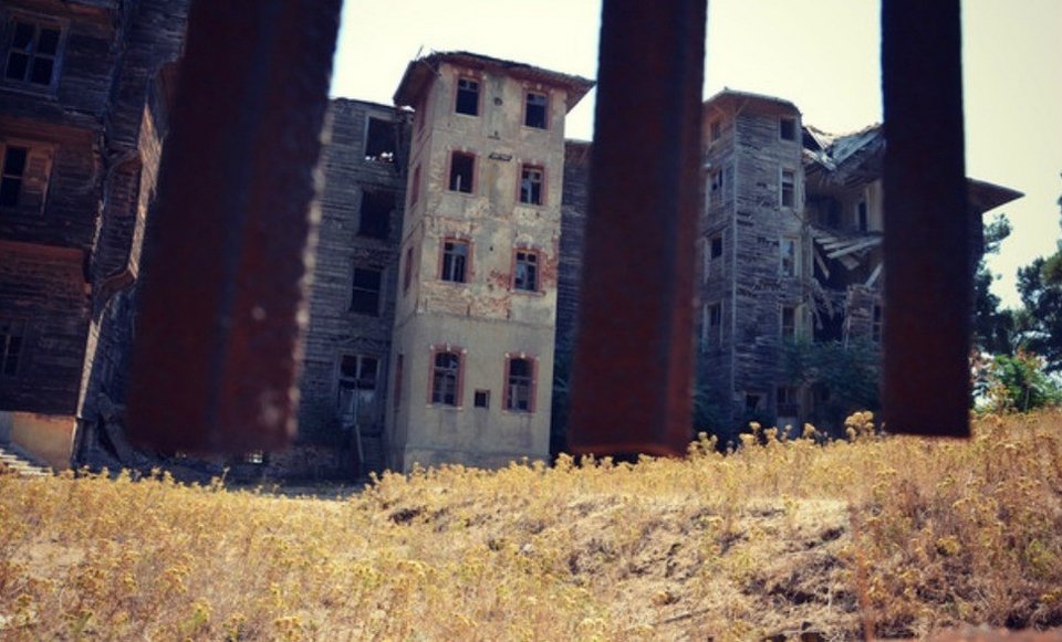 Τα εντυπωσιακά ερείπια της Ευρώπης: Δέκα εγκαταλελειμμένα μέρη που πρέπει να επισκεφθείτε [εικόνες] | iefimerida.gr 6