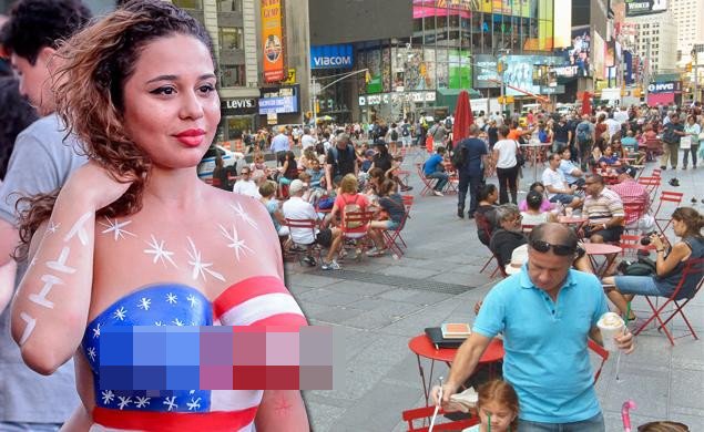 Τα γυμνόστηθα κορίτσια της Times Square που ο δήμαρχος της Νέας Υόρκης θέλει να διώξει [εικόνες] | iefimerida.gr 8