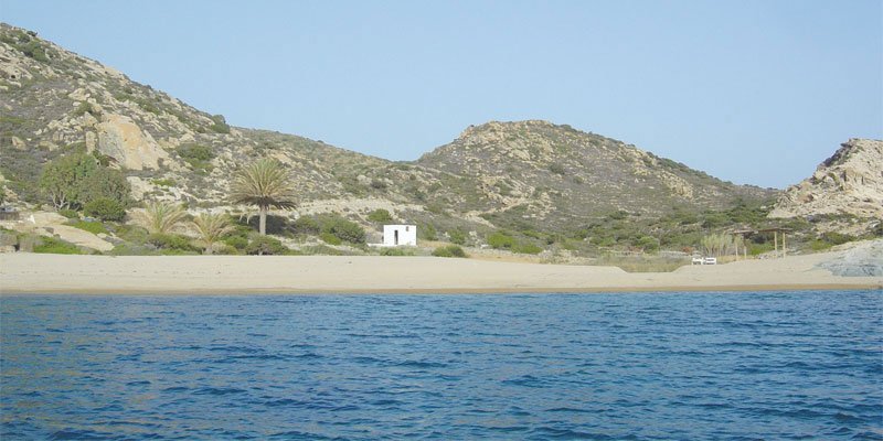 Ιδιαίτερες, αμμώδεις, βοτσαλωτές, απόκρημνες, ερημικές: Οι πιο παρθένες παραλίες στην Ελλάδα [εικόνες] | iefimerida.gr 0