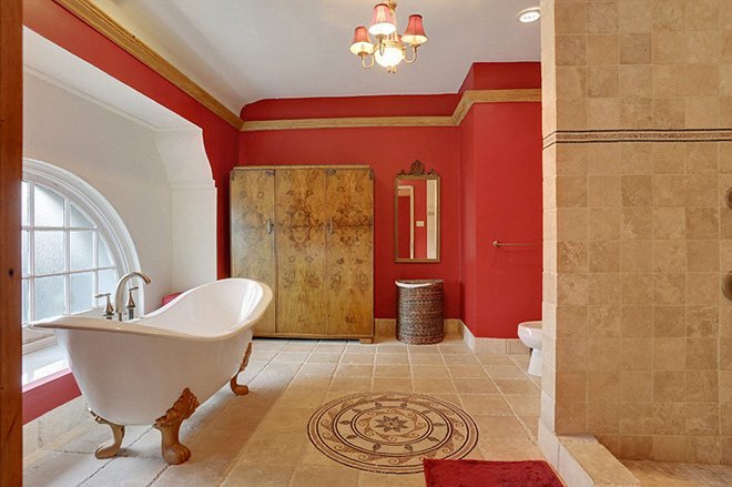 H πολυτελής έπαυλη της Beyonce στη Νέα Ορλεάνη -Η οικία του 1925 που θυμίζει εκκλησία [εικόνες] | iefimerida.gr 13