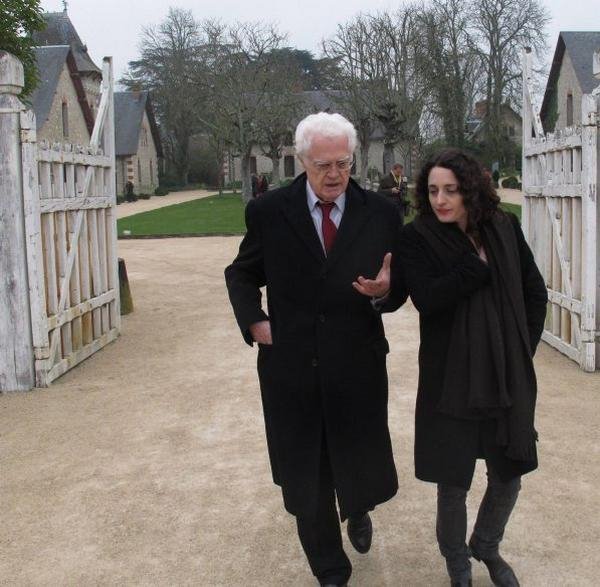 Η γλύπτρια κόρη του Λιονέλ Ζοσπέν –Καλύτερη η τέχνη από την πολιτική [εικόνες] | iefimerida.gr 2