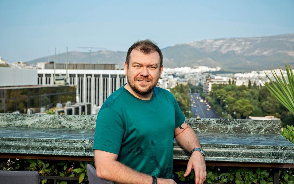 Τι λένε οι ξένοι απεσταλμένοι για την Ελλάδα στους φίλους τους: Με κάνει να ονειρεύομαι [εικόνες] | iefimerida.gr 2