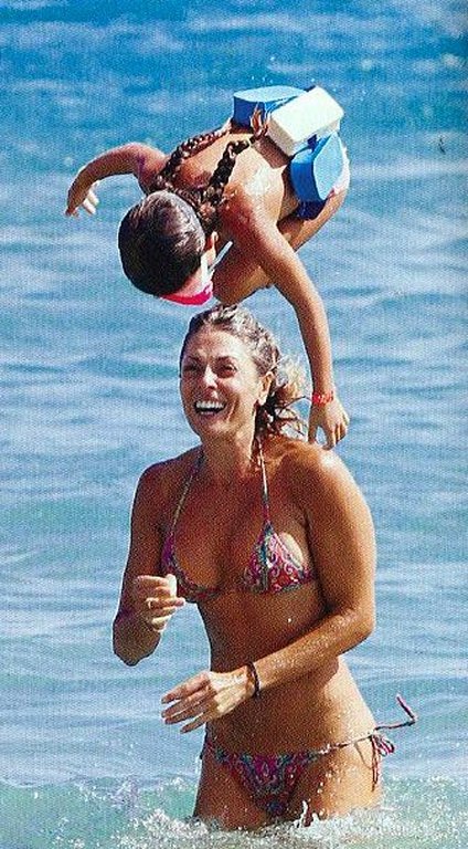 Η Κατερίνα Λάσπα είναι φέτες... Εκοψε ανάσες στην παραλία [εικόνες] | iefimerida.gr 3