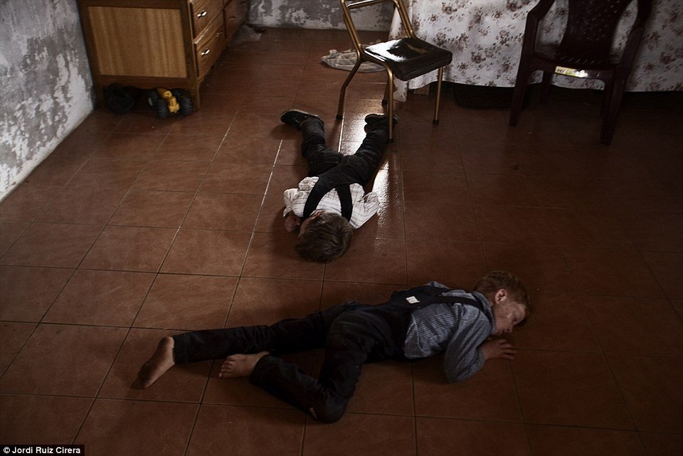 Το χωριό που ξέχασε ο χρόνος: Οι κάτοικοί του ζουν όπως το '50 -Ρούχα και σπίτια άλλης εποχής [εικόνες]  | iefimerida.gr 2