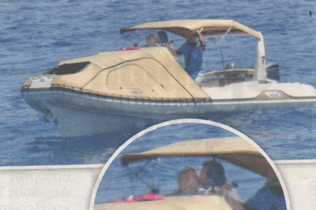 Καυτά φιλιά Μενεγάκη - Ματέο σε φουσκωτό [εικόνες]  | iefimerida.gr 0