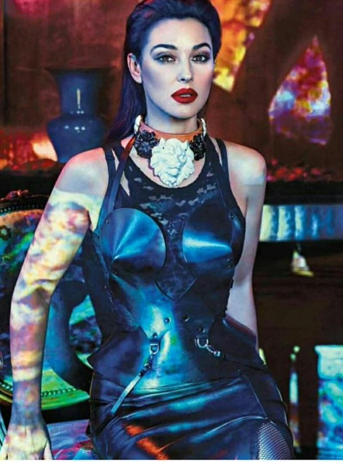 Η Μόνικα Μπελούτσι σε ρόλο αφέντρας [εικόνες] | iefimerida.gr 4