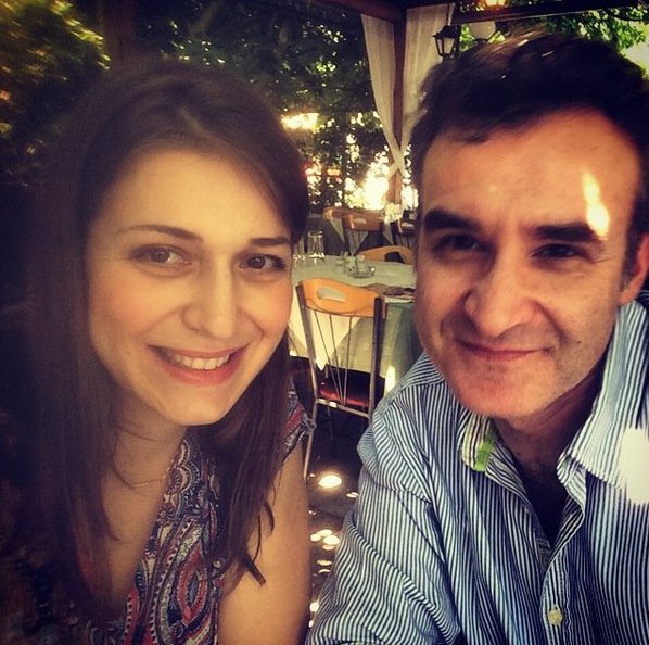 Ο βουλευτής του Ποταμιού Νίκος Ορφανός και η δημοσιογράφος σύζυγός του έγιναν γονείς [εικόνες]  | iefimerida.gr 1