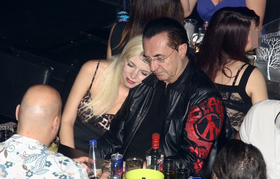 Χωρισμός βόμβα στη σόουμπιζ: Ο Λευτέρης Πανταζής είναι και πάλι ελεύθερος [εικόνες] | iefimerida.gr 0