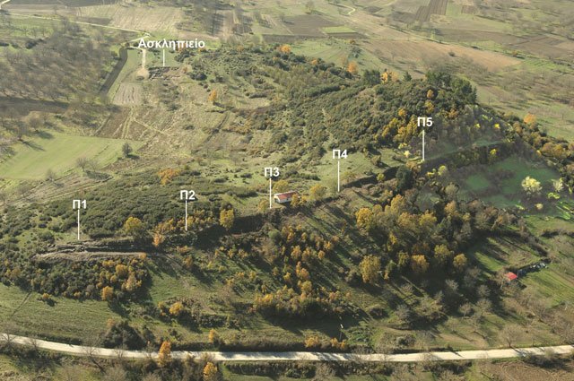 Τείχος και ιερό αποκαλύφθηκαν στην ανασκαφή της αρχαίας Φενεού [εικόνα] | iefimerida.gr 0