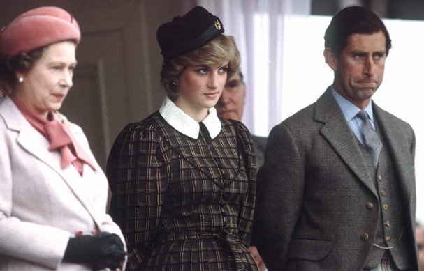 Πριγκίπισσα Νταϊάνα: 18 χρόνια μετά το θάνατό της -Οι θεωρίες συνωμοσίας πίσω από το δυστύχημα στο Παρίσι [εικόνες & βίντεο] | iefimerida.gr 17