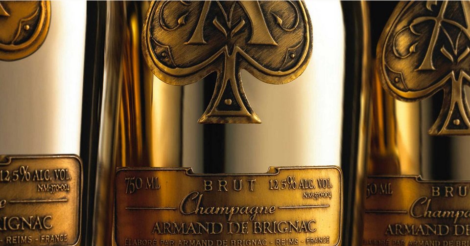 Σαμπάνια 120.000 ευρώ σερβίρει το Nammos στη Μύκονο - Ο τιμοκατάλογος που προκαλεί ζαλάδα [εικόνες] | iefimerida.gr 5