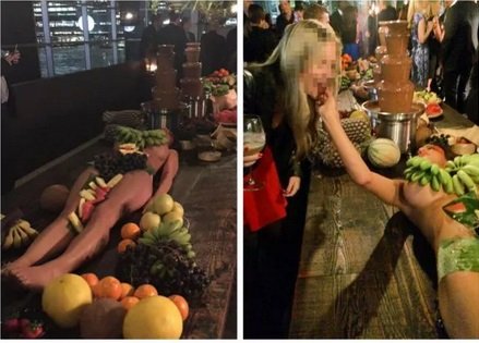 Γυμνές γυναίκες αντί για πιάτα σε μπαρ του Σίδνεϊ -Σάλος στην Αυστραλία [εικόνες]  | iefimerida.gr 0