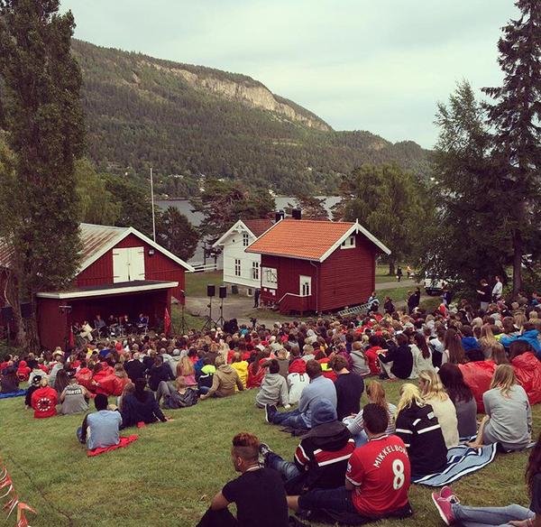 Νορβηγία: 4 χρόνια μετά το μακελειό στο νησί Ουτόγια, άνοιξε η πρώτη θερινή κατασκήνωση [εικόνες] | iefimerida.gr 3