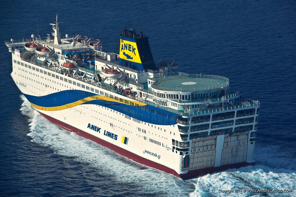 Η κυβέρνηση ναύλωσε το πλοίο «Ελευθέριος Βενιζέλος» -Το στέλνει στην Κω για να εγκατασταθούν 2.500 μετανάστες [εικόνες] | iefimerida.gr 6