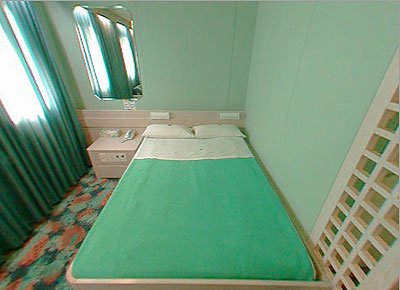 Η κυβέρνηση ναύλωσε το πλοίο «Ελευθέριος Βενιζέλος» -Το στέλνει στην Κω για να εγκατασταθούν 2.500 μετανάστες [εικόνες] | iefimerida.gr 2