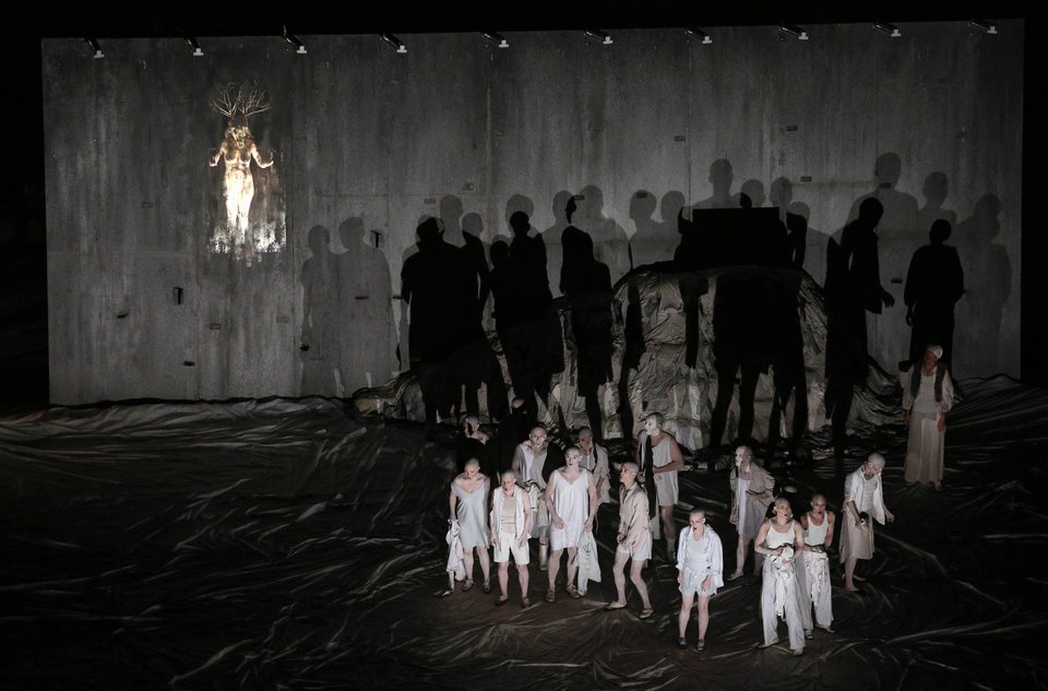 «Η Ιφιγένεια στη χώρα των Ταύρων» στο Αρχαίο Θέατρο Επιδαύρου [εικόνες] | iefimerida.gr 2