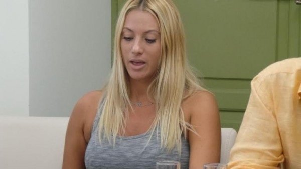 Το σέξι... όπλο του Βασίλη Λεβέντη -Η ξανθιά υποψήφια από τις Κυκλάδες [εικόνες] | iefimerida.gr 1