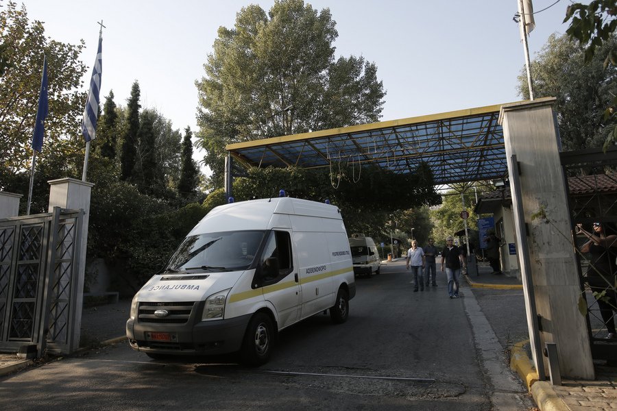 Τραγωδία στο Δαφνί: Τέσσερις τελικά οι νεκροί από τη φωτιά [εικόνες] | iefimerida.gr 5