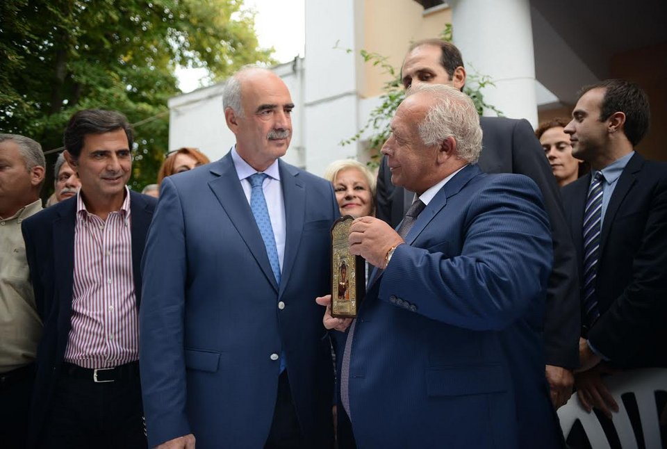 Ο Μεϊμαράκης στο σπίτι του Κωνσταντίνου Καραμανλή στην Πρώτη Σερρών [εικόνες]  | iefimerida.gr 6