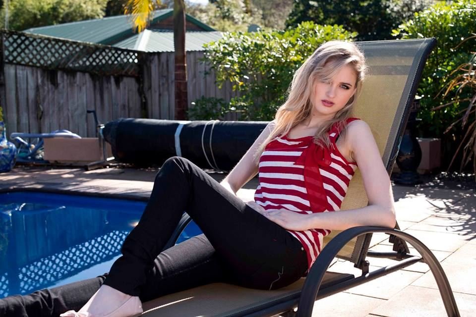 Πρώην Μις Κόσμος καταβροχθίζει ντόνατς και μπριζόλες και παραμένει αδύνατη [εικόνες & βίντεο] | iefimerida.gr 6