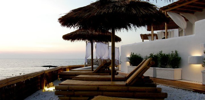 Η νέα ζωή του Γιώργου Αλκαίου -Το εκπληκτικό boutique hotel που άνοιξε στη Μήλο [εικόνες] | iefimerida.gr 13