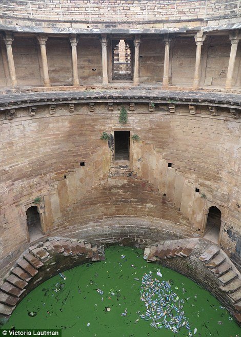 Ταξίδι στον κάτω κόσμο: Τα τρομακτικά ερείπια του Ραζαστάν [εικόνες] | iefimerida.gr 14