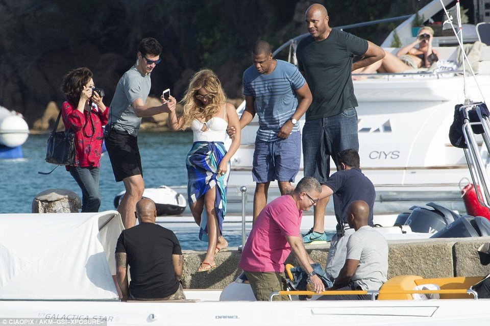 Μπιγιονσέ και Jay Z σε τρυφερά τετ α τετ [εικόνες] | iefimerida.gr 6