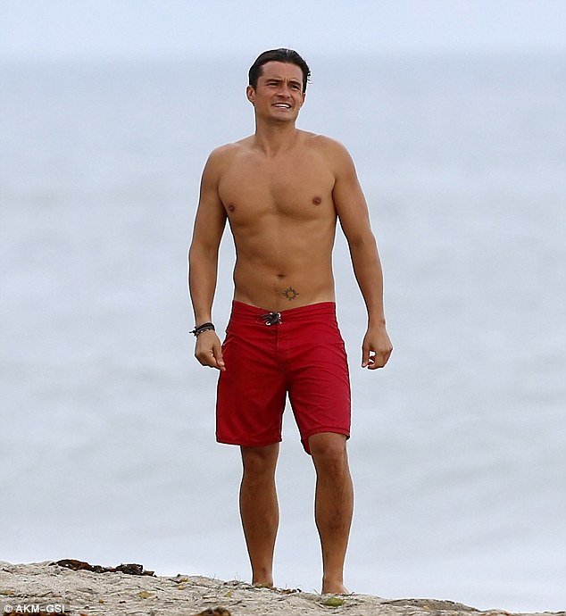 Ο Ορλάντο Μπλουμ είναι «φέτες» - Εχει κάνει απίστευτο κορμί [εικόνες] | iefimerida.gr 0