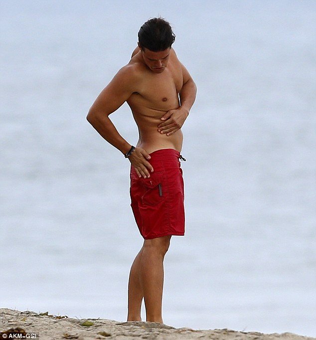 Ο Ορλάντο Μπλουμ είναι «φέτες» - Εχει κάνει απίστευτο κορμί [εικόνες] | iefimerida.gr 1