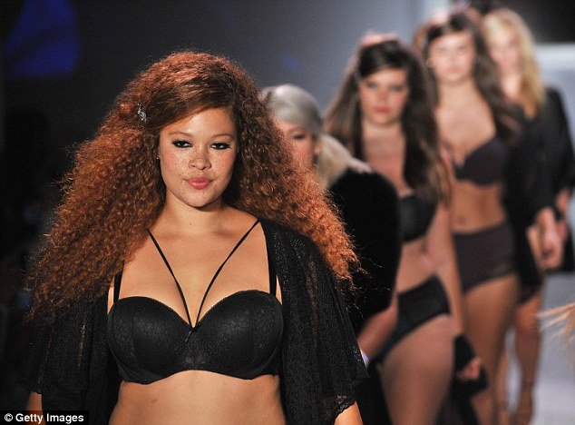 Οι στρουμπουλές που ανέβηκαν για πρώτη φορά στην πασαρέλα της Εβδομάδας Μόδας της Νέας Υόρκης [εικόνες] | iefimerida.gr 5