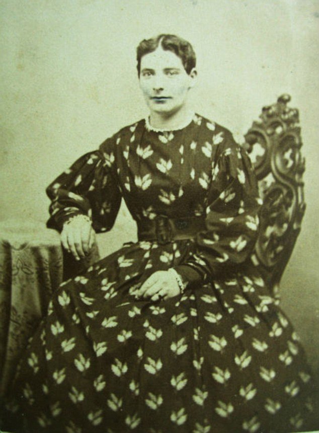 Οι άντρες που ντύνονταν γυναίκες: Αληθινές ιστορίες των Drag Queens της Βικτωριανής εποχής [εικόνες] | iefimerida.gr 12