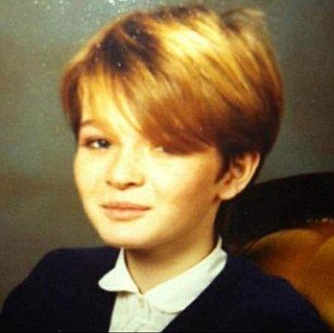 Πόσο αλλοιώνουν το πρόσωπο τα ναρκωτικά: Πρώην χρήστρια αποκαλύπτει την ιστορία της [εικόνες] | iefimerida.gr 1