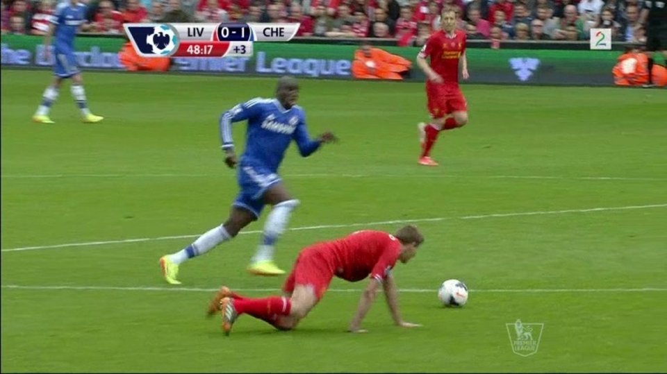 Συγκλονιστικός Τζέραρντ: Εψαχνα έναν τρόπο να μην αυτοκτονήσω [εικόνες & βίντεο] | iefimerida.gr 2