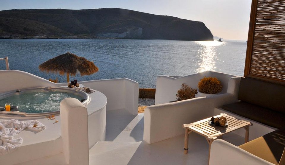 Η νέα ζωή του Γιώργου Αλκαίου -Το εκπληκτικό boutique hotel που άνοιξε στη Μήλο [εικόνες] | iefimerida.gr 5