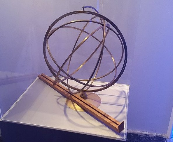 Οι εφευρέσεις των αρχαίων Ελλήνων: Το «ρομπότ-υπηρέτρια», ο αστρολάβος, ο υπολογιστής των Αντικυθήρων [εικόνες]  | iefimerida.gr 10