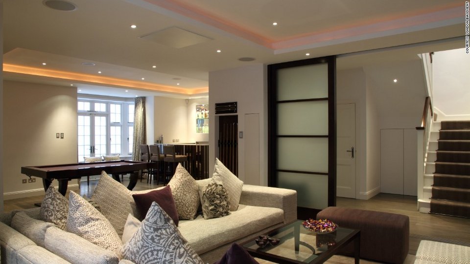 Τα χλιδάτα υπόγεια του Λονδίνου -Πισίνες και πολυτελείς αίθουσες κάτω από το έδαφος [εικόνες] | iefimerida.gr 1