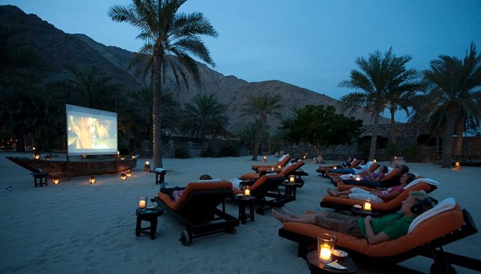 CNN: Τα πιο απίθανα θερινά σινεμά -Δεύτερο ένα ελληνικό [εικόνες] | iefimerida.gr 3