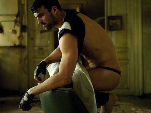 Ο Δημήτρης Αλεξάνδρου με δερμάτινο στρινγκ, προκαλεί [εικόνες] | iefimerida.gr 2