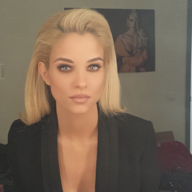 Η Δούκισσα Νομικού καστανή [εικόνες] | iefimerida.gr 2