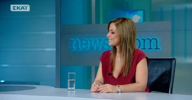 Φωτιά στα κόκκινα -Με βαθύ ντεκολτέ η Ραλλία Χρηστίδου μιλάει για τον ΣΥΡΙΖΑ [εικόνες] | iefimerida.gr 3