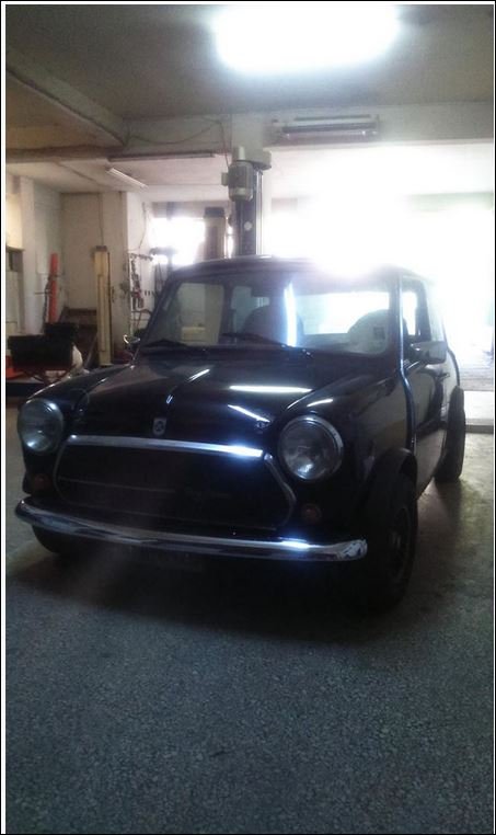 O Μάρδας τρολάρει τη Ζωή: Της προσφέρει ένα Μini Cooper για την επόμενη διαφήμισή της | iefimerida.gr 0