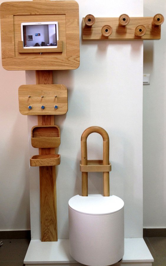 Τα Τρίκαλα καινοτομούν: Εφτιαξαν έξυπνο έπιπλο που γίνεται... tablet [εικόνες] | iefimerida.gr 0