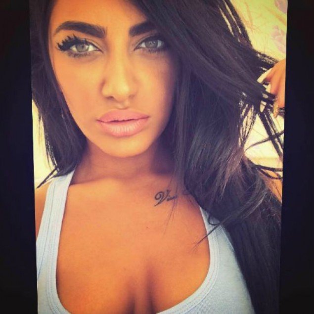 Η καυτή μπαργούμαν που... μέθυσε τον Εσιέν του ΠΑΟ [εικόνες] | iefimerida.gr 2